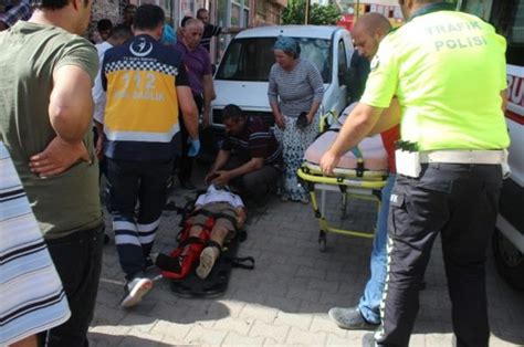 S­i­v­a­s­­t­a­ ­o­t­o­m­o­b­i­l­ ­ç­a­r­p­a­n­ ­ç­o­c­u­k­ ­y­a­r­a­l­a­n­d­ı­